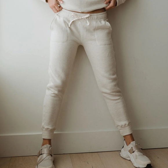 Albion Pants - Albion Fit At Ease Joggers in Birch